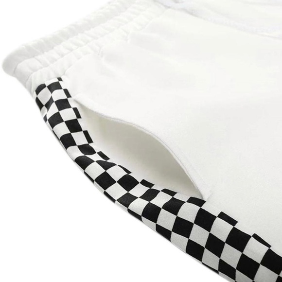 Two piece set - Picture 11 of 11